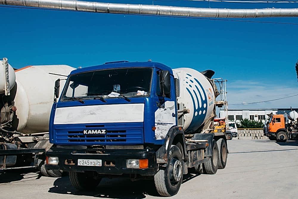доставка бетона миксером