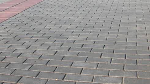  Тротуарная серая плитка "Кирпич"